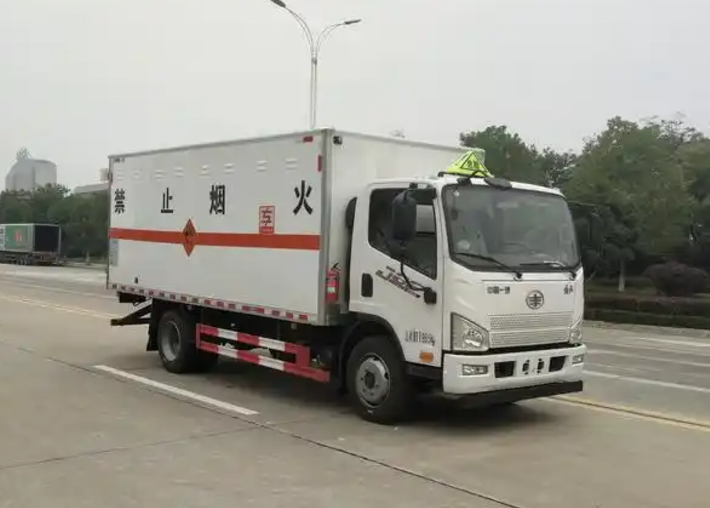无锡爆破器材运输车可以上高速吗？
