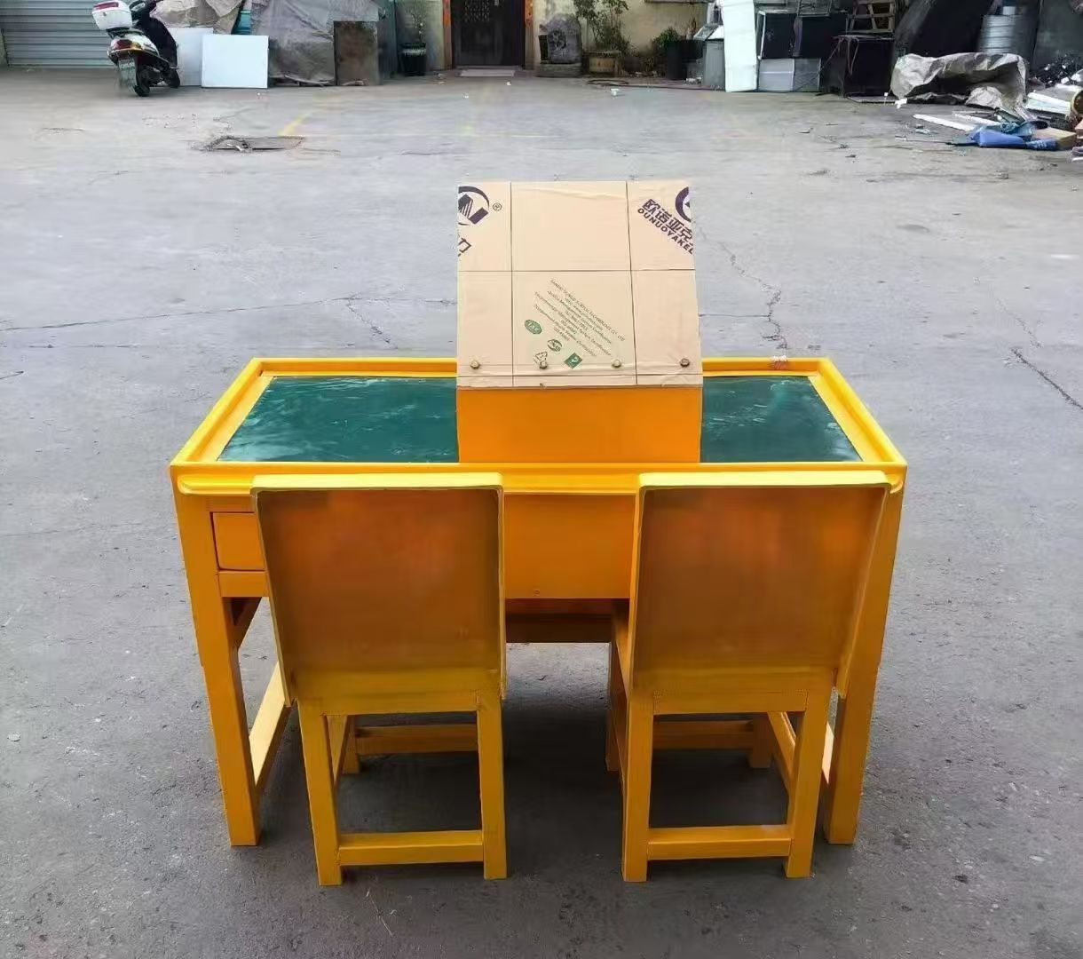 无锡防静电导通桌井下煤矿火工品发放桌：危险品流转的安全守护者